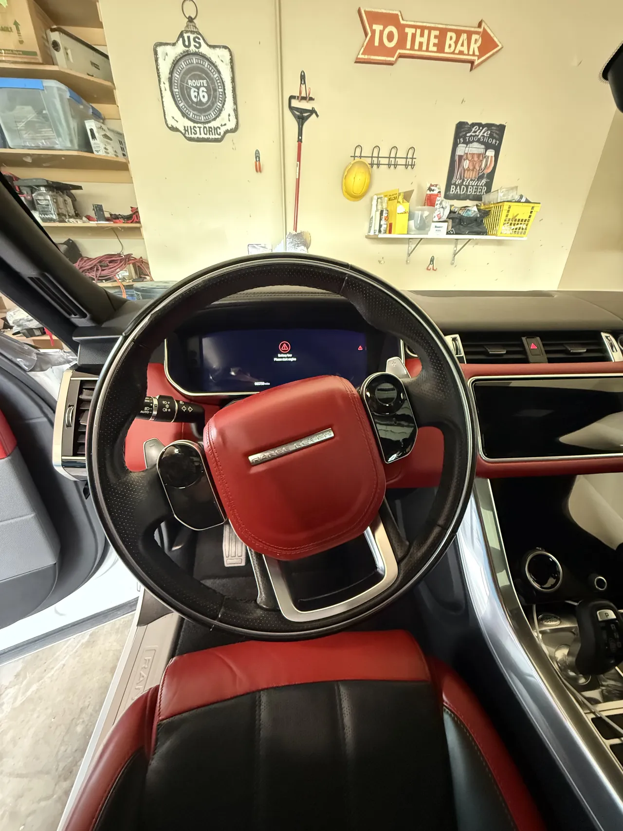 Red leather cabin - Premium interior in Draper